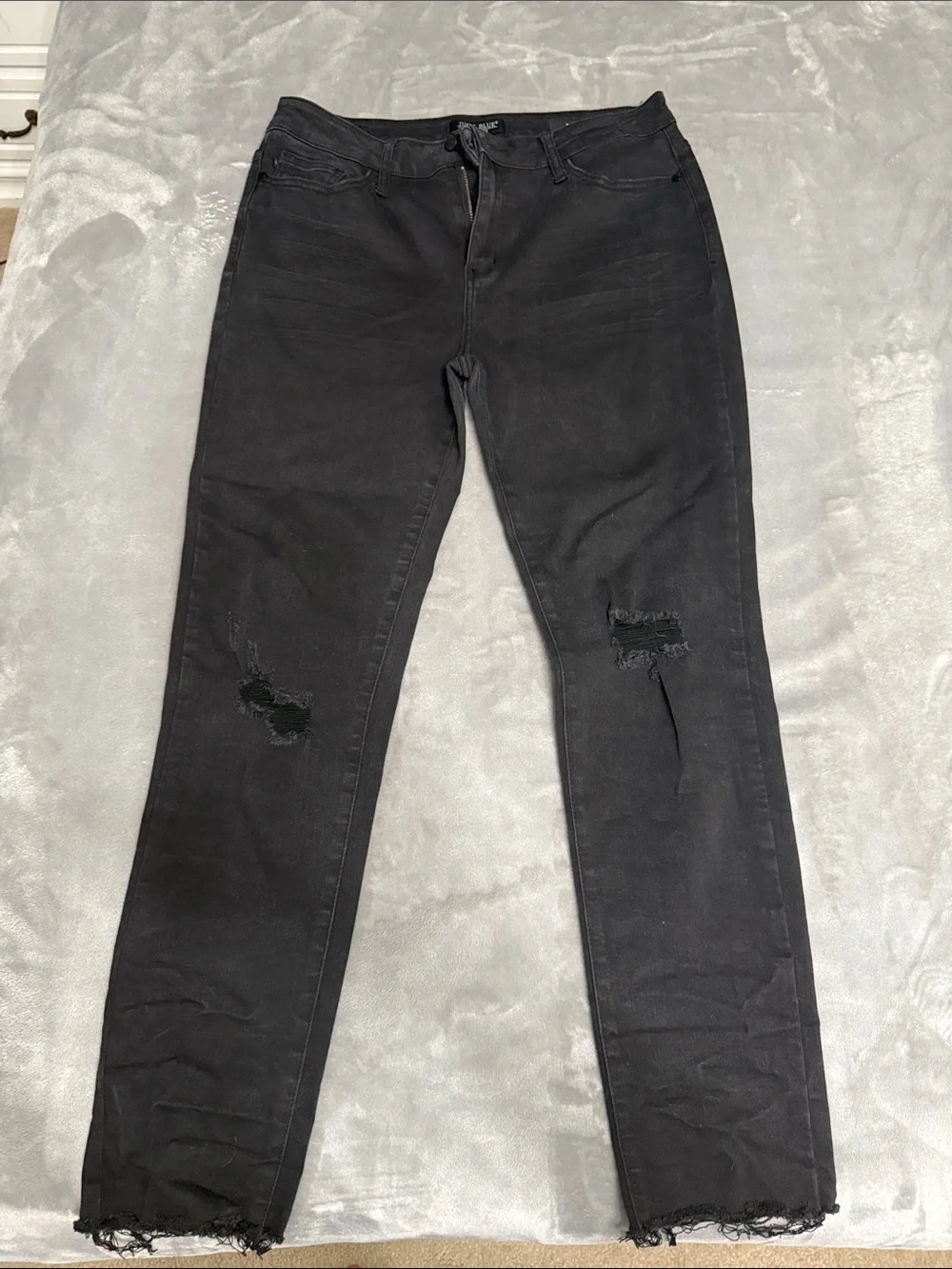 Judy Blue Black Skinny Ripped Jeans style 88137 item 72508